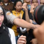 Penyanyi Dangdut Roro Fitria