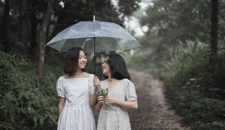 Lagu Dangdut Asyik Musim Hujan